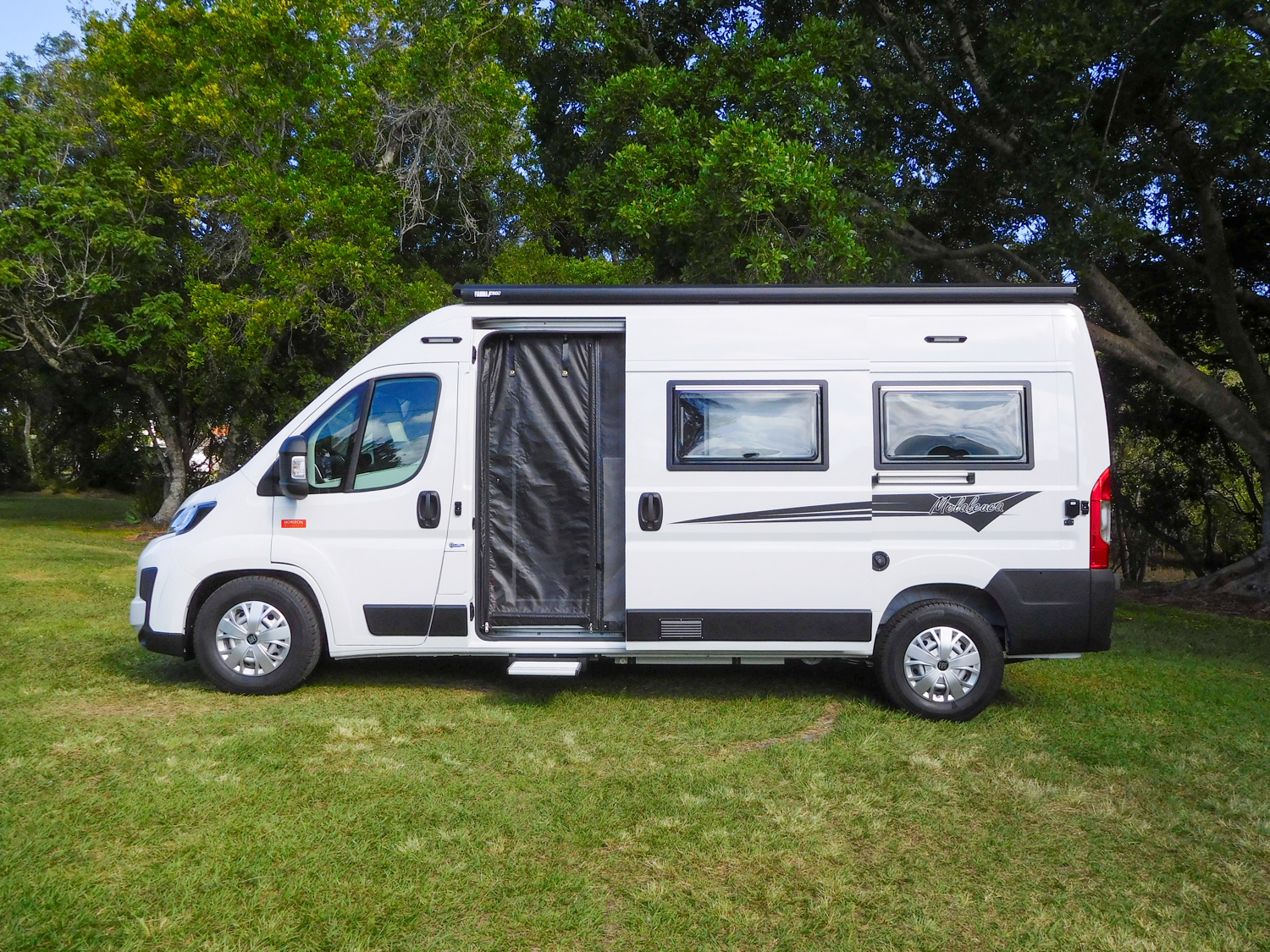 Melaleuca 9323_Horizon-Motorhomes-05