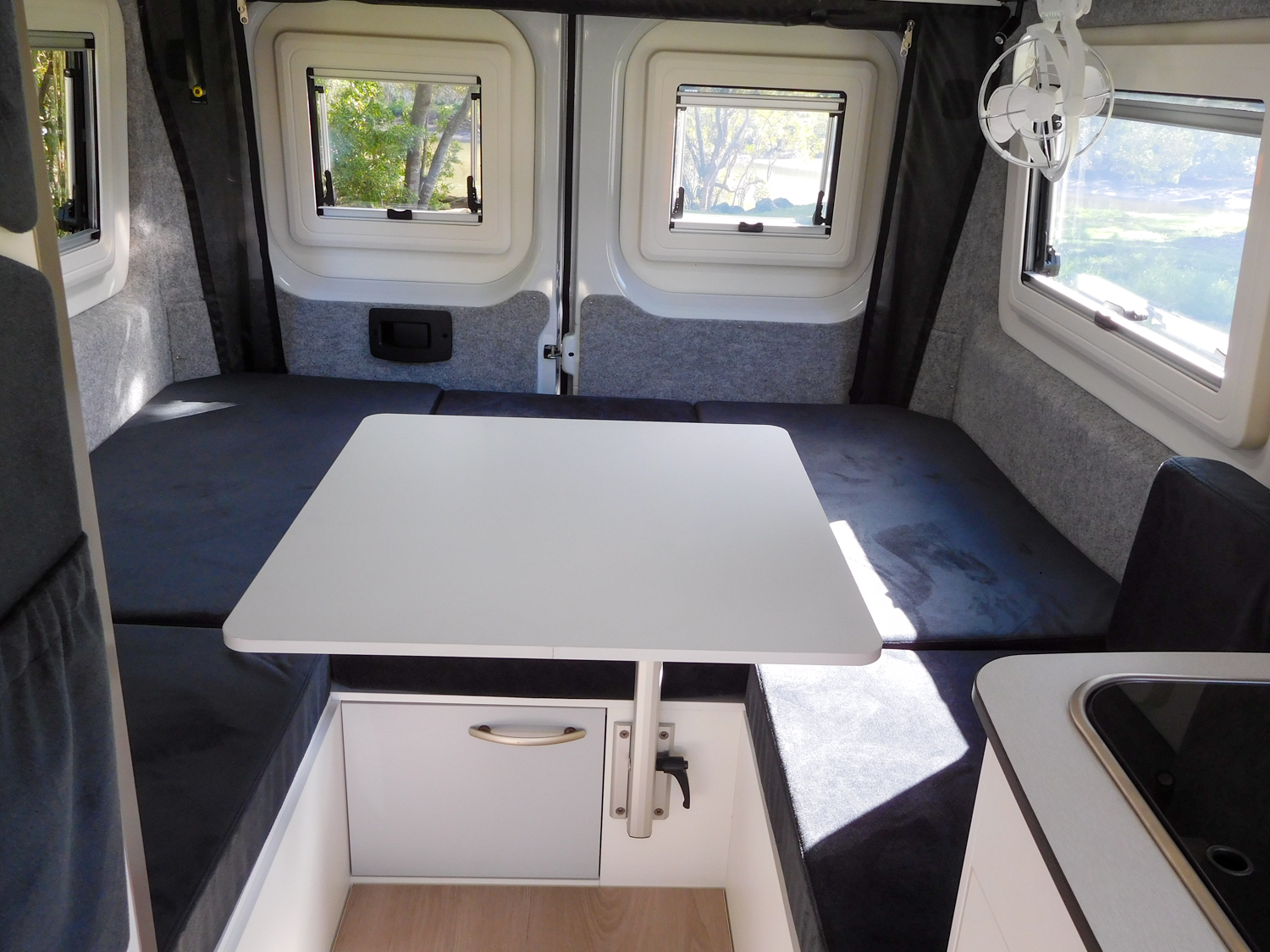 Melaleuca 9323_Horizon-Motorhomes-06