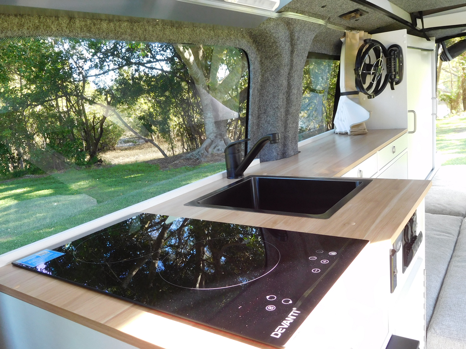 VW 9331_BCMC-Ballina_Frontline Campervan-11