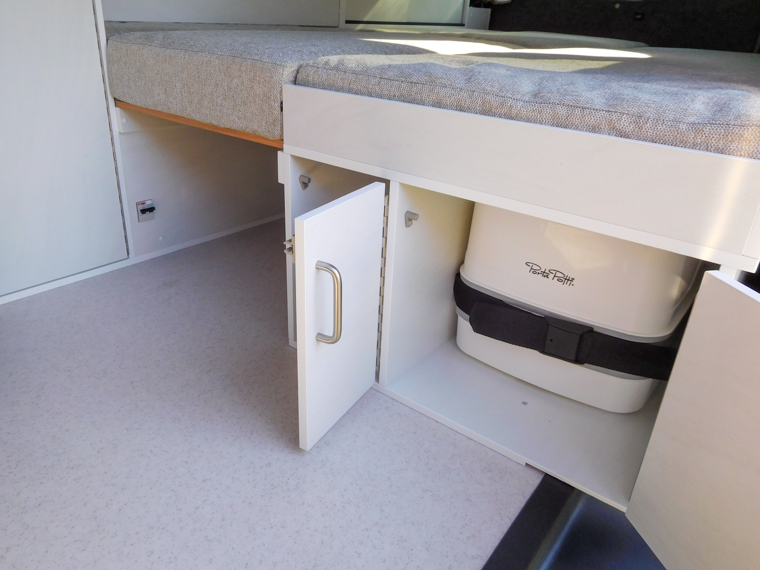 VW 9331_BCMC-Ballina_Frontline Campervan-16